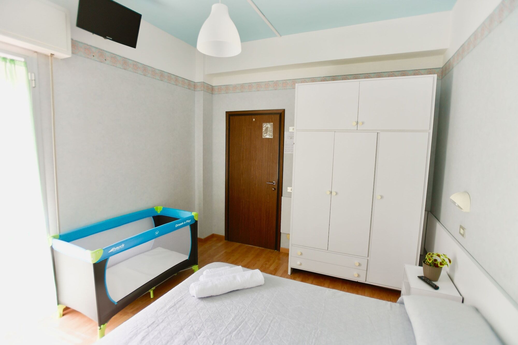 Hotel Kursaal 3*